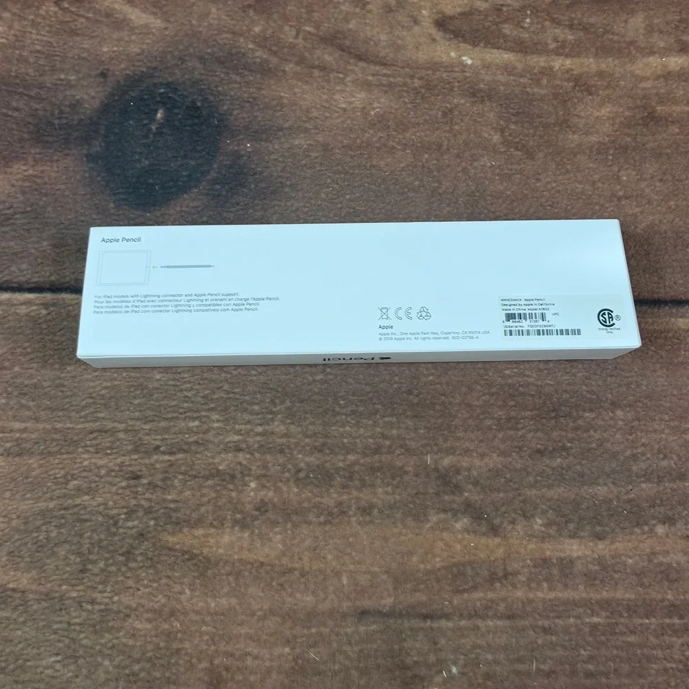 Apple Pencil Box Only 1st Gen White Good Condition With Adapter and Extra Tip